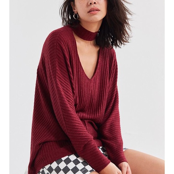 Sweaters - Urban Outfitters Mock Neck Sweater